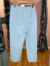 Load image into Gallery viewer, Wide Leg Stylish Culotte 640C - Pinstripe