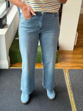 Load image into Gallery viewer, Edel Wide Leg Jeans - Light Blue