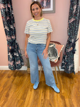 Load image into Gallery viewer, Edel Wide Leg Jeans - Light Blue