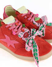 Load image into Gallery viewer, Meline Pop Charm Trainer - Red
