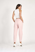 Load image into Gallery viewer, Tiff Baloon Leg Jeans - Pink