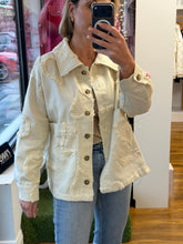 Load image into Gallery viewer, Denim Overshirt  With Leaf Embroidery - Ecru
