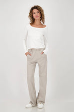 Load image into Gallery viewer, Long Sleeve Top With Rhinestone Logo
