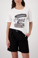 Load image into Gallery viewer, Monari Leopard On The Beach T-Shirt
