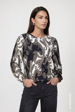 Load image into Gallery viewer, Monari Sweatshirt With Paisley Pattern - Olive/Black
