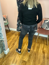Load image into Gallery viewer, Cherry Boyfriend Jeans - Washed Black
