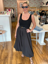 Load image into Gallery viewer, Kakirtsen Dress
