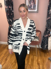 Load image into Gallery viewer, Kasandra Tiger Cardigan- Turtledove/Black
