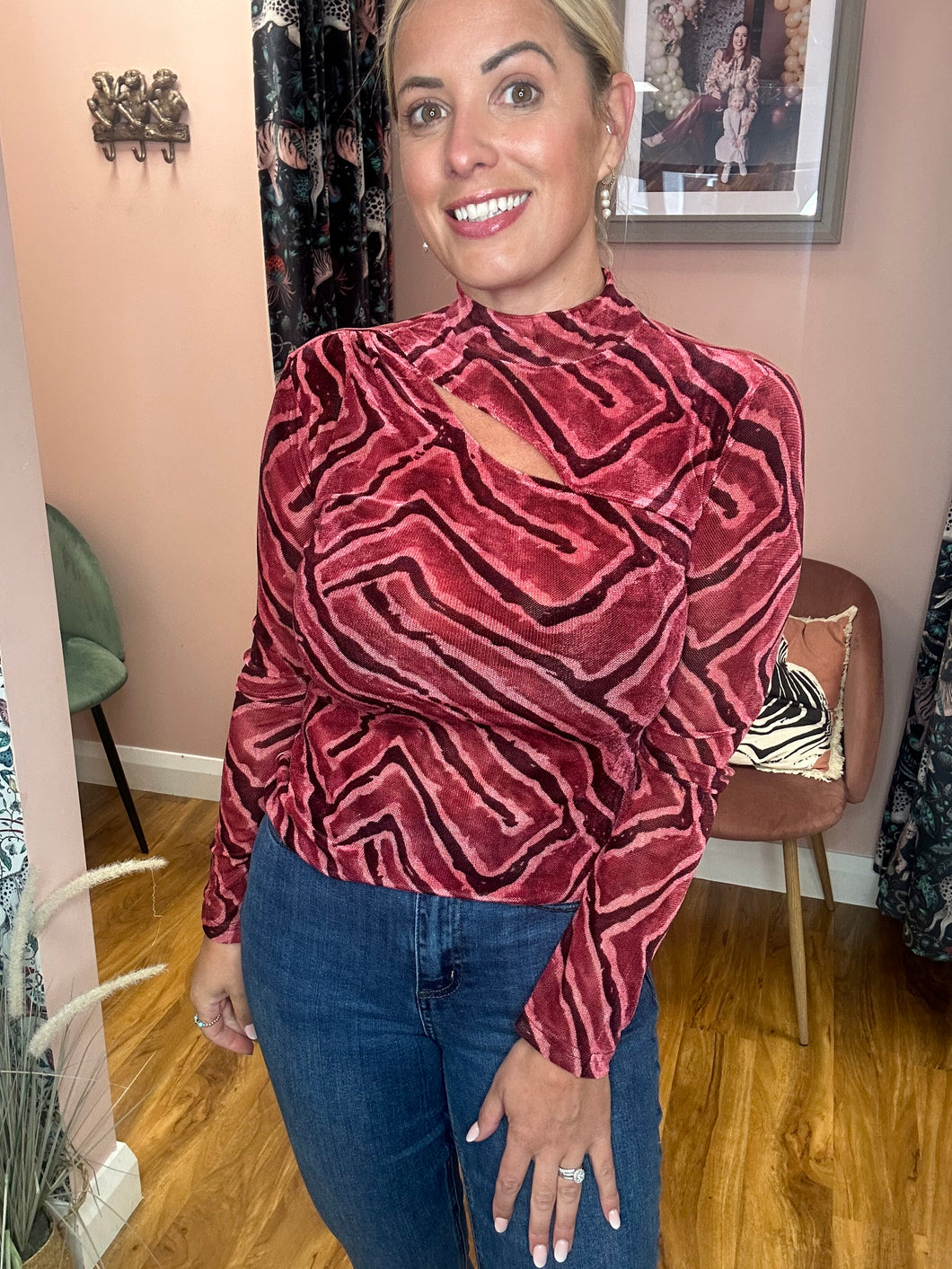Feroz Cut Out Detail Top