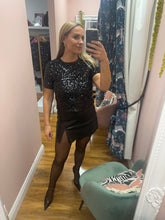 Load image into Gallery viewer, PCSerena Sequin Top
