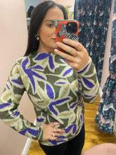 Load image into Gallery viewer, Bianca Janice Jumper in Floral Print
