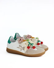 Load image into Gallery viewer, Meline Pop Charm Trainer -White

