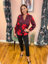 Load image into Gallery viewer, InWear Dawn V- Neck Printed Blouse - Zinfandel
