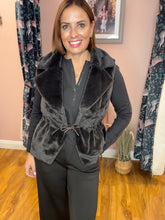 Load image into Gallery viewer, Monari Faux Fur Gilet
