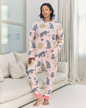 Load image into Gallery viewer, Celestial Leopard Print Long Pyjama Set
