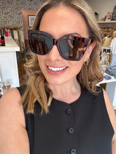 Load image into Gallery viewer, PCLouisa Sunglasses Turtle
