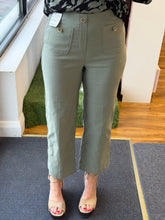 Load image into Gallery viewer, Wide Leg Culotte With Button Feature 638C - Khaki
