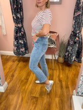 Load image into Gallery viewer, Toxik Cropped Flare - Light Denim

