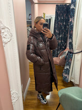 Load image into Gallery viewer, District Donut Coat - Chocolate
