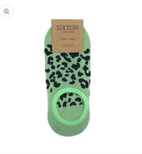 Load image into Gallery viewer, Sixton Luxury Animal Print Trainer Socks
