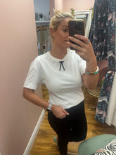 Load image into Gallery viewer, kamonnie T-Shirt
