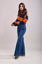 Load image into Gallery viewer, Ezia Wide Leg Jeans
